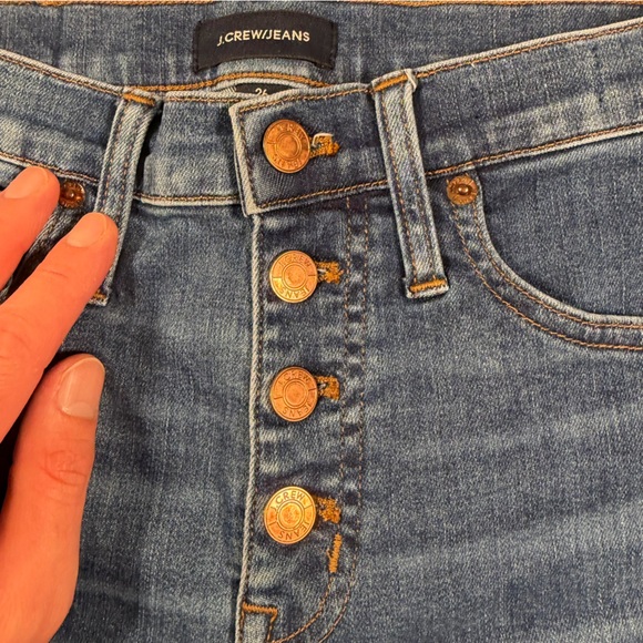 J. Crew Women's Ankle‎ Cropped Blue Jeans with Button Fly Size 26 - Picture 3 of 12